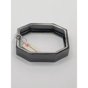 NTW AND LOVELY – GUNMETAL OCTAGON HINGE BANGLE